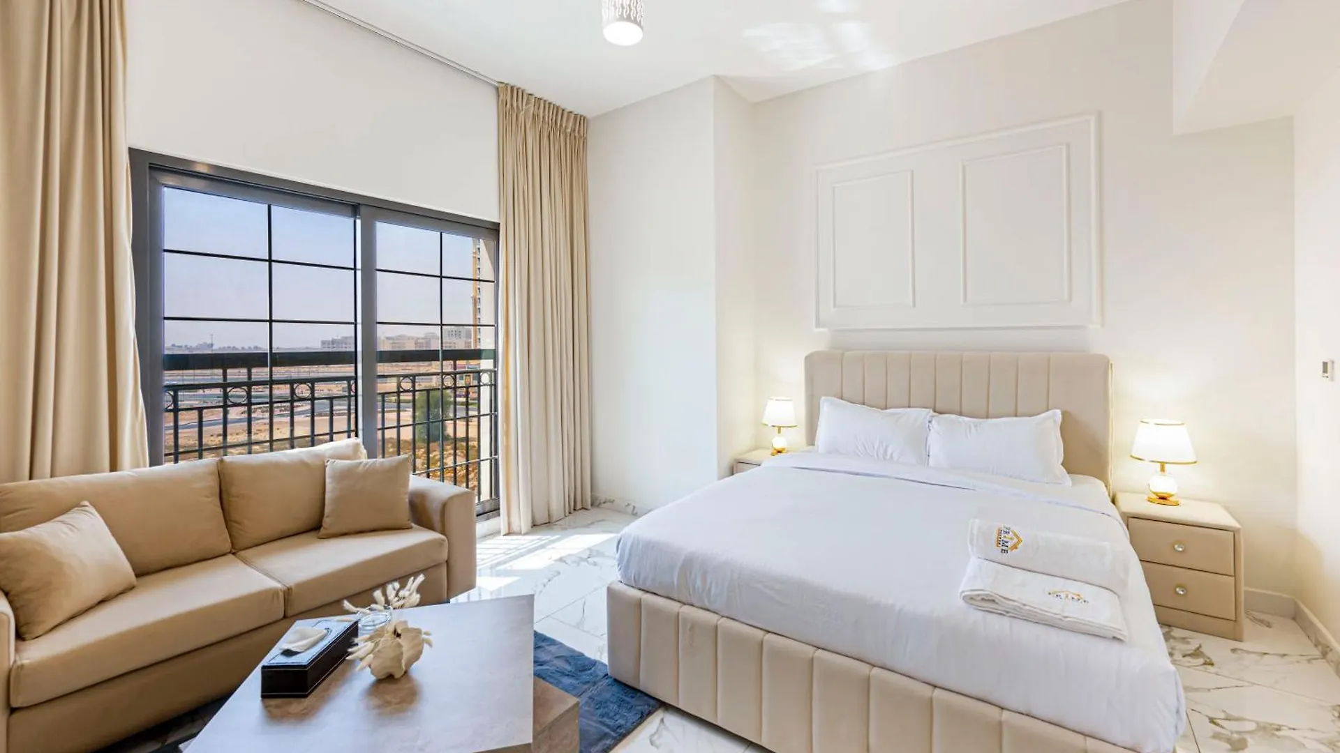 Cozy And Contemporary Studio In Dubailand